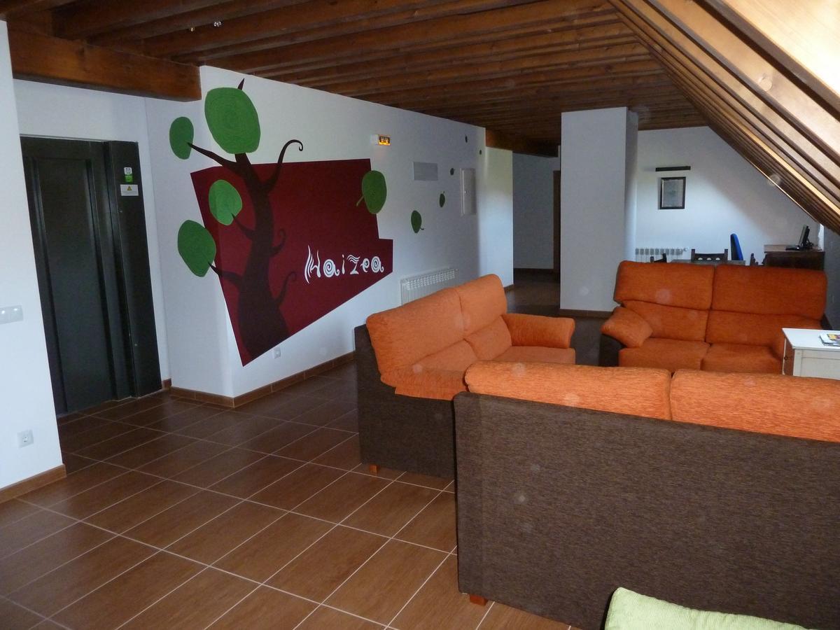Albergue Haizea Pamplona Esterno foto